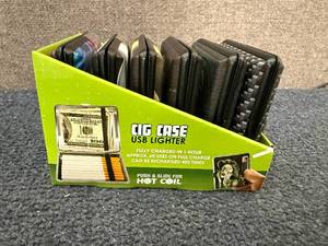 lot 87 image: 6 Cig Case With Usb Lighter