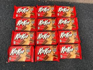 lot 239 image: 12 Kit Kat Chocolate Donut Bars
