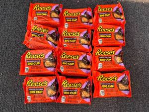 lot 244 image: 12 ReeseS Chocolate Lava Big Cups
