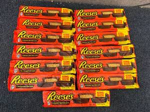 lot 246 image: 12 ReeseS Peanut Butter Cup Packs