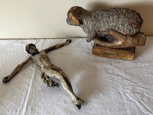 lot 14U image: Antique Hand-Carved Religious Wood Figures  Lamb and Jesus Corpus