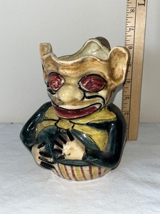 lot 15U image: Vintage T.F. & S.L. England Clown Character Jug