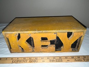 lot 159U image: Vintage Wooden Key Storage Box with Three Pull-Out Drawers