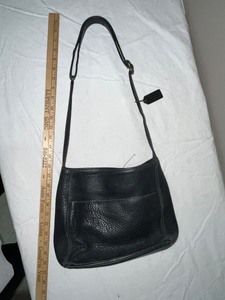 lot 169U image: Coach Model J76-492 Leather Shoulder Bag with Tag
