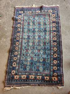 lot 162G image: Vintage Area Rug with Intricate Design, 5x3