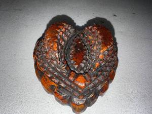 lot 12G image: Intricately Carved Wooden Tramp Art Heart-shaped Jewelry Box with Hidden Compartment
