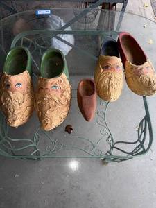lot 42G image: Vintage Carved Wooden Santa Face Clogs Lot