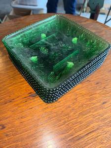 lot 47G image: Set of 6 Vintage Green Square Glass Plates with Grape and Leaf Design