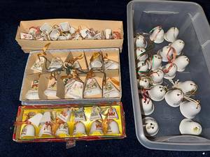 lot 98U image: Vintage Ceramic Christmas Bell Ornaments Collection