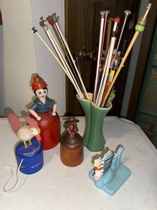 lot 110U image: Vintage Green Red Wing Vase, Wooden Figurines and Decorative Knitting Needles Collection