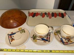 lot 113U image: Vintage Red Wing Hand-Painted Pottery Cups Saucers Tray & Wooden Bowl Set