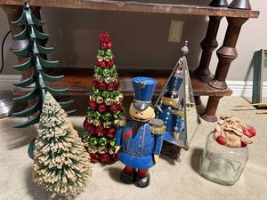 lot 118U image: Festive Holiday Decor Lot Soldier, Trees, Santa Jar