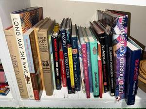 lot 134U image: Collection of American Art & Quilting Books