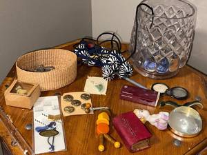 lot 181U image: Vintage Collectibles Lot German Sheep Pin, Buttons & More