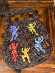lot 193U image: Colorful Abstract Wool Dancing Figures Shoulder Bag