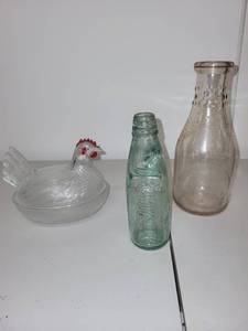 lot 49H image: Vintage Clear Glass Chicken Dish and 2 Antique Bottles