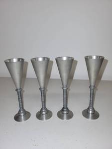 lot 53H image: Set of 4 Vintage Pewter Goblets, 5 Inch Tall