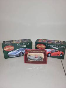lot 54H image: Matchbox Masterclass Collection Diecast Cars - Jaguar XJ220, Lamborghini Diablo, 1938 Mercedes Benz 540K