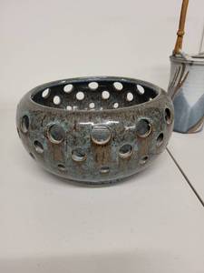 lot 67H image: Set of 3 Stoneware Pottery Pieces with Bamboo Handles