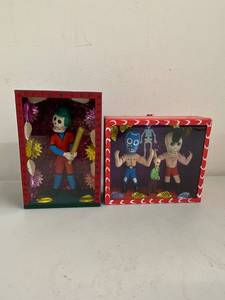 lot 11SP image: Day of the Dead Skeleton Diorama Shadow Boxes - Baseball Player & Wrestlers