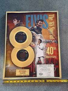 lot 9 image: Elvis Presley 68 Special 40th Anniversary 24KT Gold Record Collectible
