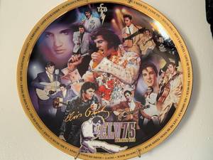 lot 104 image: Elvis 75th Anniversary Commemorative Collector Plate by Knowles