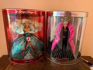lot 119 image: Set of 2 Special Edition Holiday Barbie Dolls in Original Boxes