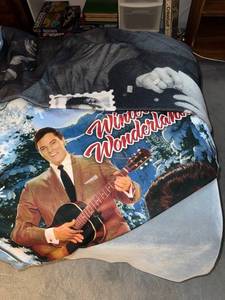 lot 165 image: Elvis Presley Winter Wonderland Fleece Throw Blanket