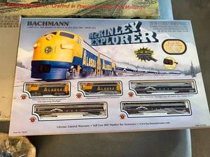 Large Collection of N Scale Model Trains, Sets, Freight Cars, and Accessories
