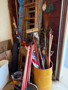 lot 285 image: Large Collection of Garage and Lawn Tools with Vintage Wooden Ladder