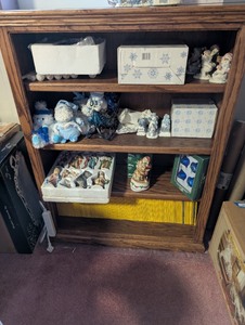 lot 224 image: Wooden Bookshelf with Three Adjustable Shelves (contents not included)