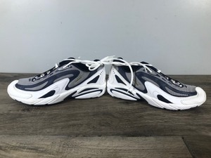 lot 251 image: Avia Tennis Shoes - Size 10 Mens