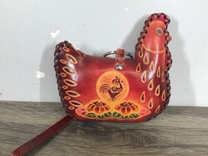lot 285 image: Genuine Leather Chicken Coin Purse