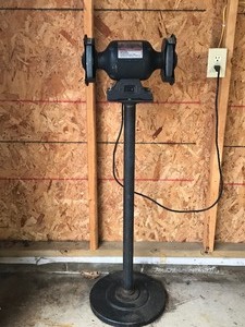 lot 1 image: 6 Stony Craft Bench Grinder on Stand