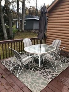 lot 6 image: 6 - Piece Outdoor Patio Furniture Set (rug not included)
