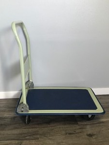 lot 13 image: 4 Wheel Platform Dolly with Handle