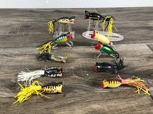 lot 323 image: Lot of 10 Collectible Hula Popper Fishing Lures