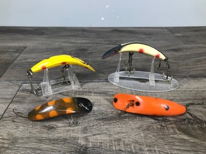 lot 376 image: Lot of 4 Large Collectible Flatfish Fishing Lures