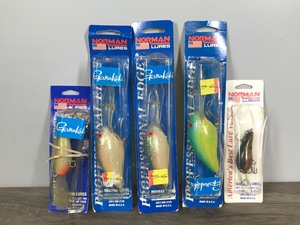 lot 378 image: Lot of Norman Fishing Lures in Packages