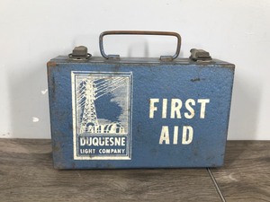 lot 412 image: Vintage First Metal First Aid Kit - Duquesne Light Company