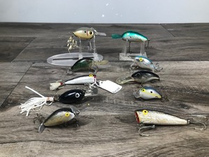 lot 192 image: Lot of 10 Collectible Fishing Lures - see description for more info