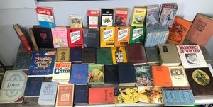 lot 418 image: Lot of Vintage Books and More
