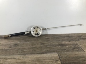 lot 175 image: Vintage Metal Fishing Rod with Large Reel