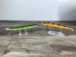 lot 164 image: 2 - Collectible Wood Musky Lures - Suick & Hi-Fin Fooler Wood Jerk Bait