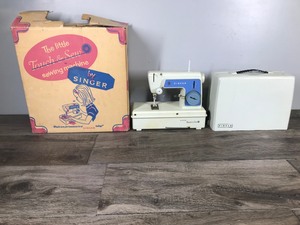 lot 147 image: Vintage The Little Touch & Sew Sewing Machine by Singer (For Kids)