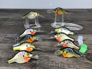 lot 440 image: Lot of 10 Collectible Bagley Fishing Lures Shaped Like Sunfish & Crappies