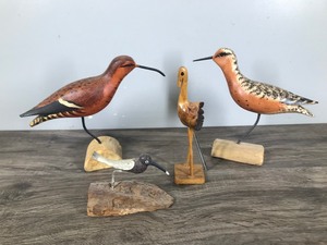 lot 99 image: 4 - Hand Carved Bird Figurines - 2 of them are signed by artist on the bottom - Jim & Pat Slack