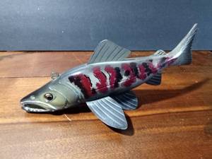 lot 135 image: Signed wood fish decoy with metal fins 