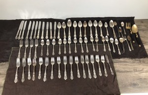 lot 449 image: Lot of Vintage Silverware - Mostly 1847 Rogers Bros IS Heritage  - see description for more info
