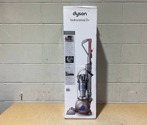 lot 204 image: Dyson Ball Animal 3 Upright Vacuum (Damaged)
